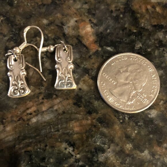 Hand crafted Bracelet Flatware Rogers & Bros Daybreak Elegant Lady Earrings - Picture 2 of 8